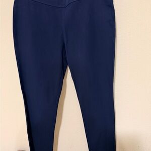 Lauren Ralph Lauren Women's Navy Stretch Ponte skinny Pants. Never worn
